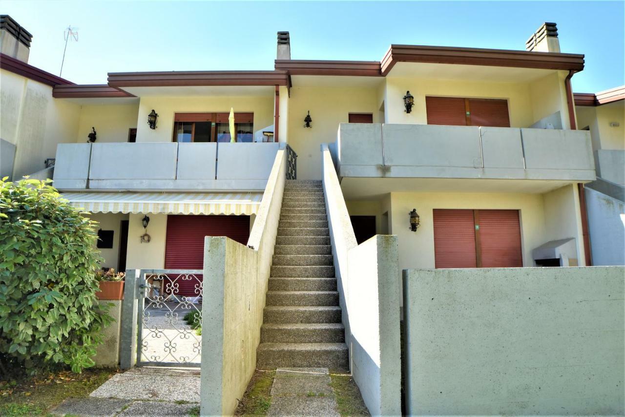 Villaggio Anna Бибионе Экстерьер фото